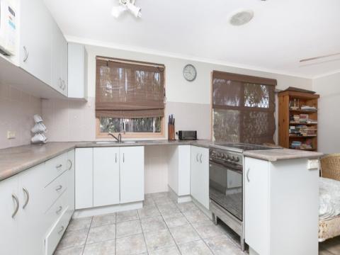 Modern Kitchen ready to move.