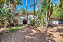 Local Darwin Removalists